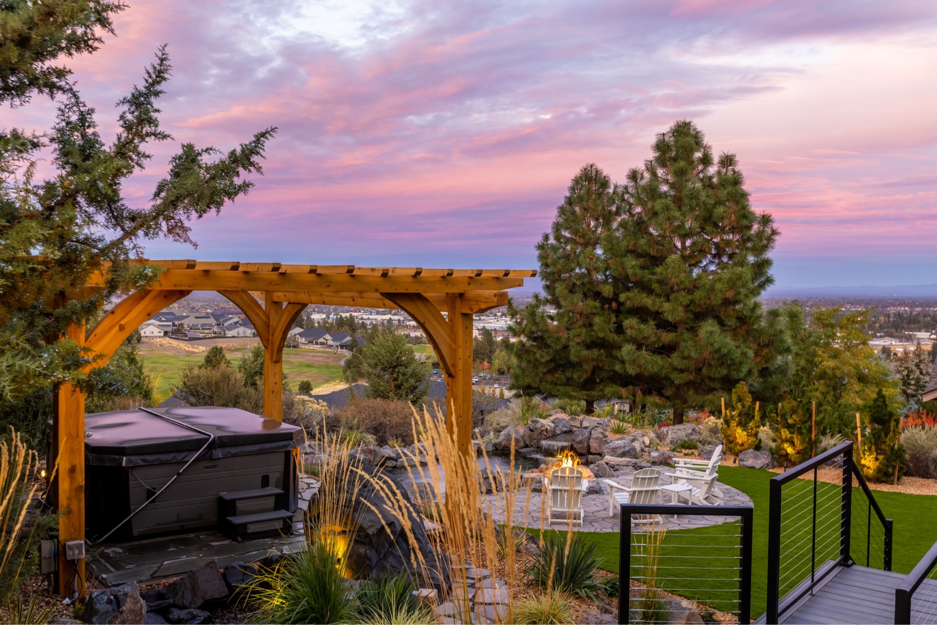 Awbrey Butte Luxury Outdoor Living — photo 3