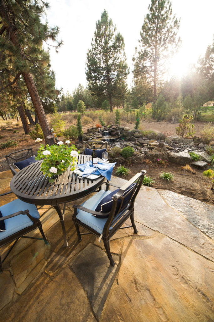 Awbrey Glenn Flagstone Patio & Walkway — photo 4