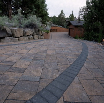 Awbrey Butte Paver Driveway — photo 3