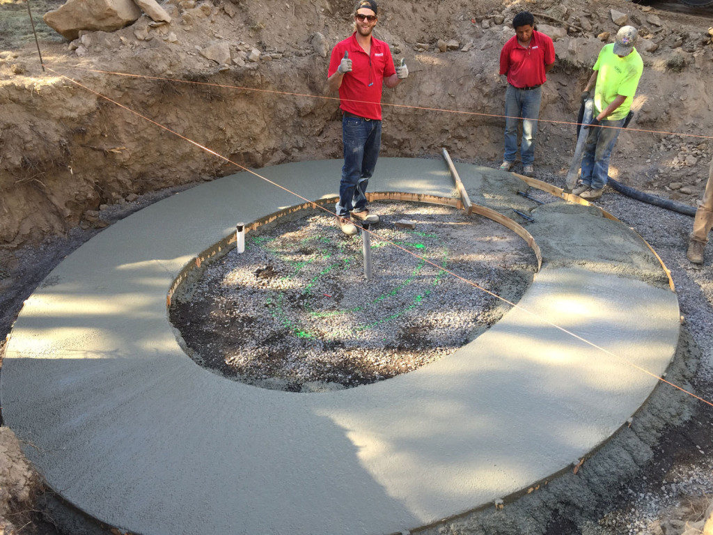 Broken Top Water Feature & Sunken Fire Pit — photo 3