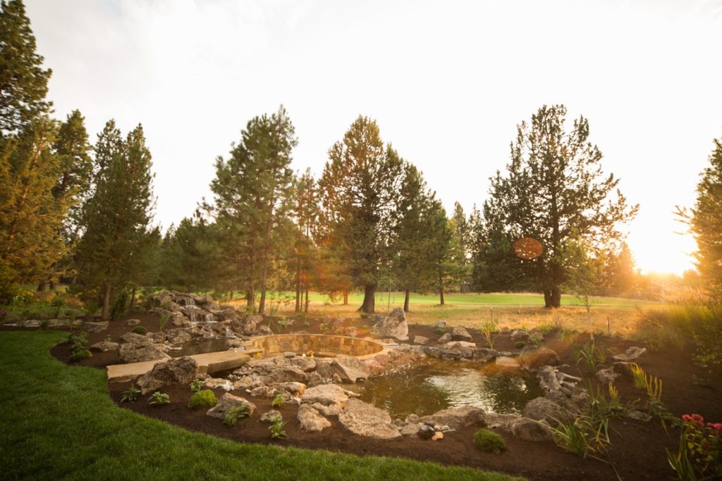 Broken Top Water Feature & Sunken Fire Pit — photo 3